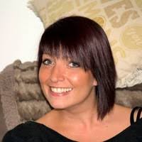 90+ perfiles de «Ria»