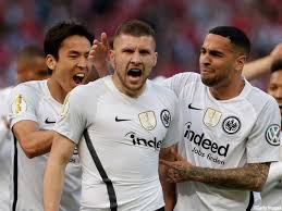 6,493,928 likes · 15,262 talking about this. ãƒ•ãƒ©ãƒ³ã‚¯ãƒ•ãƒ«ãƒˆ Dfbãƒã‚«ãƒ¼ãƒ«æ±ºå‹ã§ãƒã‚¤ã‚¨ãƒ«ãƒ³æ'ƒç ´ ãƒãƒªãƒãƒ¬ãƒ³ãƒˆ é•·è°·éƒ¨ãŒã‚¿ã‚¤ãƒˆãƒ«ç²å¾— ã‚²ã‚­ã‚µã‚«