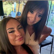 I GREW UP IN MERRYOAK!!