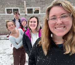 We have 5 staff members staying the night at the shelter to ensure there  will be folks to care for the animals tomorrow ❄️ The snow is POURING