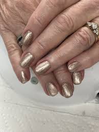 Gold Gel Nails Light Elegance It S Showtime Gel Nail Light Gold Gel Nails Gel Nail Designs
