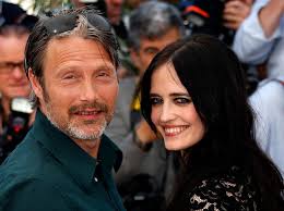 Her mother, marlène jobert, is an actress turned children's book writer.eva's mother was born in algeria, of french, spanish, and sephardi jewish heritage (during that time, algeria was part of france), and eva. Eva Green Starportrat News Bilder Gala De