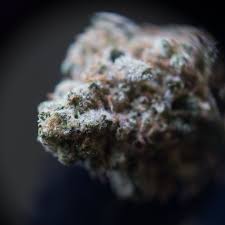 As a descendant of popular strains, cookie monster is potent in inducing euphoria and complete relaxation. Wedding Cake Og Cookie Monster 305 Album On Imgur