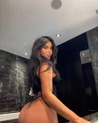 Teasing : r/ClaudiaTihan