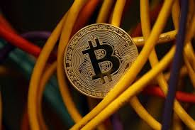 Harga bitcoin untuk hari ini adalah $43.465 dengan volume perdagangan 24 jam sebesar $82.870.426.295. Bitcoin Dilarang Otoritas Keuangan Indonesia Ini Fakta Faktanya Bbc News Indonesia