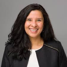 Laura Hollis's Instagram, Twitter & Facebook