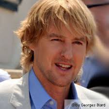 Owen wilson ist der mittlere von drei söhnen des werbefachmanns robert andrew wilson und dessen frau, der fotografin laura cunningham. Synchronsprecher Von Owen Wilson Buchen Media Paten Com