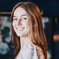 Amanda Mattern's Instagram, Twitter & Facebook