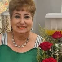 Leticia Rascón de Robles disfruta reunión de cumpleaños