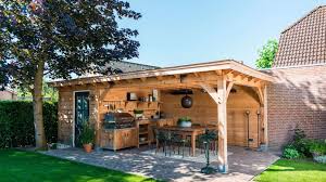 Gartenzimmer Aus Eigenholz Mit Abstellraum Genderen Bronkhorst Gartenhaus In 2020 Gartenhaus Haus Hintergarten