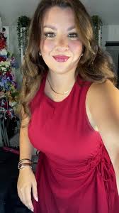 Brown Eyes in A Summer Dress