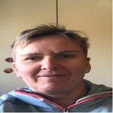 Anna Ragone's Instagram, Twitter & Facebook