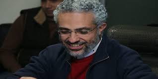 ٤.١ فتى إن أُجِدْ في مدحه فلأنّني. Ø§Ù„ÙƒØ§ØªØ¨ Ø£Ø­Ù…Ø¯ Ù…Ø¯Ø­Øª Ø³Ù„ÙŠÙ… ÙŠØ¹Ù„Ù† ØªÙØ§ØµÙŠÙ„ Ø¥ØµØ§Ø¨ØªÙ‡ Ø¨ÙƒÙˆØ±ÙˆÙ†Ø§ E3lam Com