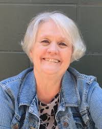 Agents Participating in WWW's Summer Pitch to An Agent