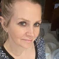 Anne Ashe's Instagram, Twitter & Facebook