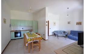 Appartamento 4/6 posti golfo di baratti. Privato Affitta Appartamento Vacanze Appartamento In Villetta Golfo Di Baratti Annunci Piombino Frazione Baratti Rif 115781