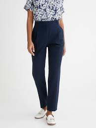 Une silhouette dessinée et tendance. Pantalon Cigarette Femme Cyrillus