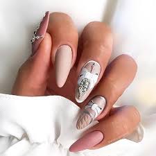 For perfect look everything should be perfect and winter it is also known as winter nail designs which are used on hands and feet. 70 Pretty Festive And Winter Nail Art Designs Page 5 Fab Wedding Dress Nail Art Designs Hair Colors Cakes