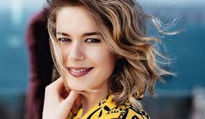 Hayat şarkısı dizisinde oynadığı karakterle adından epeyce söz ettiren oyuncu burcu biricik'in instagram hesabı hacklendi. Burcu Biricik Ten Koronavirus Uyarisi Magazin Haberleri