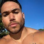 Denis Mathews's Instagram, Twitter & Facebook