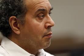 Le dan cadena perpetua a un sujeto que mató a su esposa e hijastro con un  bate