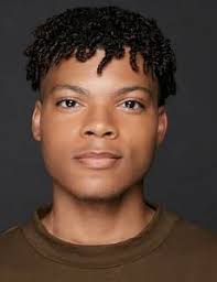 Who is Aleisha Allen dating? Aleisha Allen boyfriend, husband