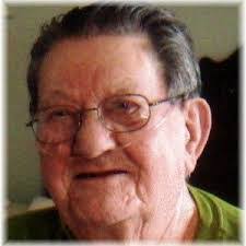 Blair Dean's Instagram, Twitter & Facebook