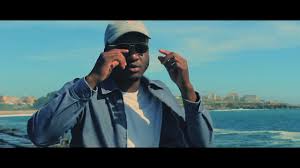 Raramente, a maioria das pessoas dá críticas positivas. Azagaia No Ano Da Fome Prod Dj Caique Videoclipe Ce4 By Dj Caique