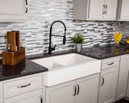 This is a video on installing a p.o.plug in a bathroom basin. Quartz Farmhouse Sinks Qualified Remodeler