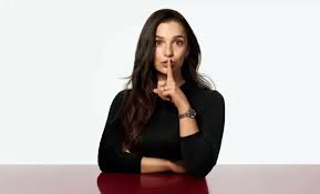 Lizzy Snapgod provocative images - Indulge in her sensual beauty and hot body