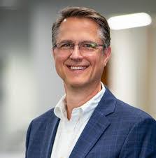 Kent Leach's Instagram, Twitter & Facebook