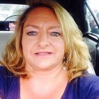 Kimberly Shults's Instagram, Twitter & Facebook