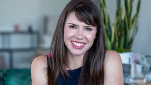 Julia Bonner's Instagram, Twitter & Facebook