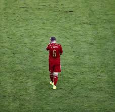 Die gruppe b mit den beiden finalisten der wm 2010 und gruppe d mit drei weltmeistern. Spaniens Wm Aus Die Grosste Fussball Ara Der Neuzeit Endet Im Desaster Welt
