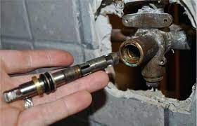 The white plastic removal tool is included with the moen valve cartridge replacement kit or it is available at your local hardware store. Faucet Stem Identification Chart How To Identify Shower Valve Stem Rabobankcentraaltwente Shower Fauce Shower Valve Faucet Repair Kitchen Faucet With Sprayer