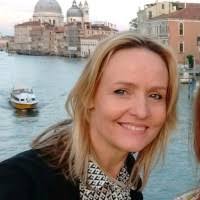 70+ "Gail House" profiles