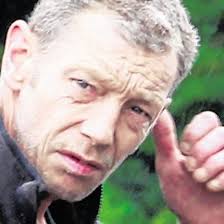 Richard Crompton: Man locked up after allegedly breaching order by sending  sex texts to girl (11)