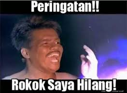 Aku tak mau mati dengan jantung rusak tetapi berhenti merokok sama saja. Kata Kata Lucu Rokok Sampoerna Mild Cikimm Com