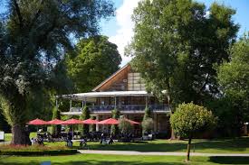 Gc's are usually invited to parties to enhance the quality of the pictures that will be taken and uploaded to facebook. Golfclub Munchen Eichenried