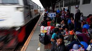 Tentu saja keseksian tubuhnya akan terlihat jelas dan membuat semua pria ingin melahap tubuhnya, apalagi aku sebagai kekasih nya. Rel Porong Terendam Banjir Kai Siapkan Skenario Perjalanan