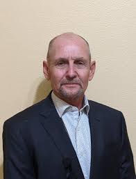 Robert Kadin's Instagram, Twitter & Facebook