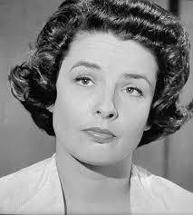 Lynda Rowland's Instagram, Twitter & Facebook