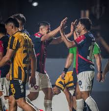 Estudiantes vs. Cerro Porteño: Copa Libertadores Showdown and Domestic Struggles