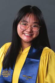 C O M M E N C E M E N T S P R I N G 2 0 2 4