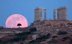 Την κυριακή 22 αυγούστου 2021, απολαύστε μία υπέροχη μουσική βραδιά στο αίθριο του μουσείου, κάτω από το ολόγιομο φεγγάρι. Aygoystiatikh Panselhnos Ekdhlwseis Me Eley8erh Eisodo Se Olh Thn Epikrateia