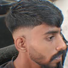 lk_mens_hair_studio #haiyrstylist @mr.aman._17 #haiyrstyle #makeover  #haiyrfahion #follwme for all types and different cutting #Bezzcut #haircut  @lk_mens_hair_studio Cut @happy_boyyyyy_015