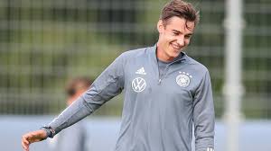 Florian neuhaus has handed liverpool a boost by rejecting claims he has joined bayern munich. Neuhaus We Have Two Great Games Ahead Of Us Dfb Deutscher Fussball Bund E V