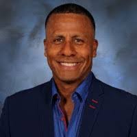 Patrick Huggett's Instagram, Twitter & Facebook