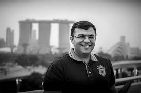 Sanjay tolani, became the youngest member at the age of 19 and the youngest life member at the age of 28 to the million dollar round table (mdrt). 28 000 Book Make Every Day Count Sanjay Tolani