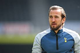 Harry kane claims that the days of tottenham being underdogs against manchester united are at an end. Harry Kane S Former Teammate Advises Tottenham Star Over Man Utd Transfer Mirror Online